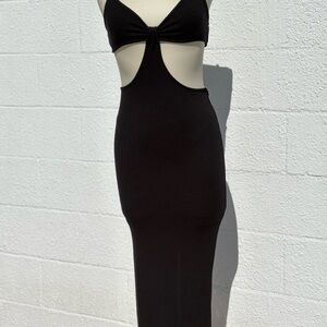 Elegant Black Knitted Cut-Out Dress